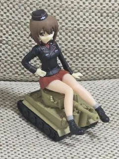 F賞　ガールズ＆パンツァー最終章　黒森峰女学園西住まほ フィギュア
