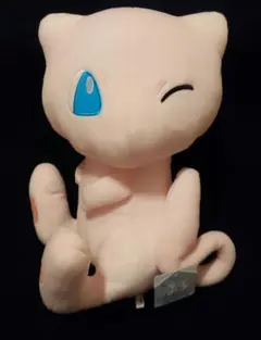 ポケモン　ミュウぬいぐるみ