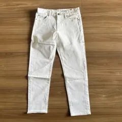UNIQLO ユニクロ　スリムボーイフレンドフィットアンクルジーンズ　22 白