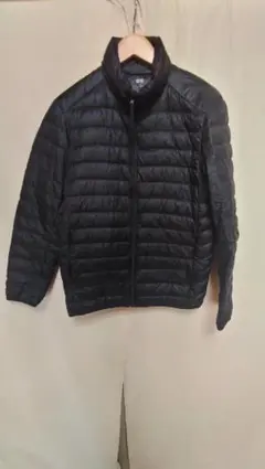 ユニクロウルトラライトナイロンダウンJKTダウン90フェザー10黒M