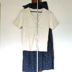 アンサンブルとスカートのセット