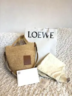 LOEWE ロエベ　スリットバッグミニ　ラフィア ショルダーバッグ 正規品のサムネイル