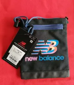 新品 ニューバランス ミニショルダーバッグ サコッシュ タグ付き くっきりロゴ