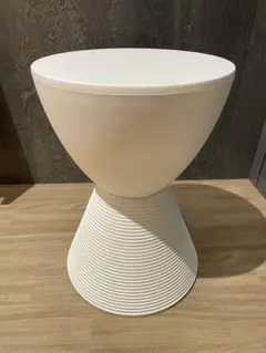 プリンスアハ スツール ホワイト　リプロダクトのサムネイル