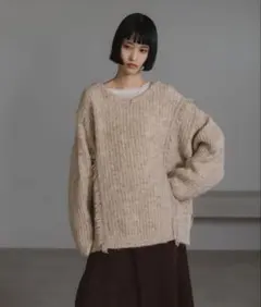 オーバーサイズ ベージュニット セーター