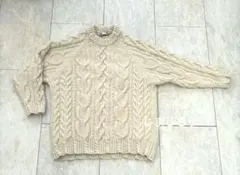 美品Ｈ＆Ｍ　オーバーサイズ　ケーブル編みモチモチニットセーター　S アイボリー