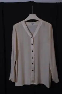 Yves Saint Laurent 長袖ブラウス アイボリーのサムネイル