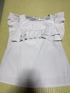 フリル付きライトグレーノースリーブ