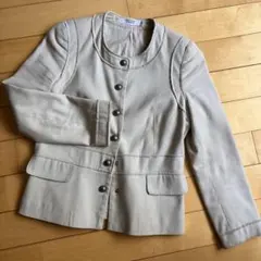 COMPTOIR DES COTONNIERS ノーカラージャケット 40のサムネイル