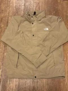 THE NORTH FACE ベージュジャケット