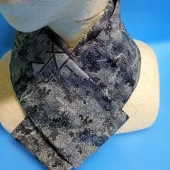 着物リメイク　ネックウォーマー　幅狭スヌード　No６７　大島紬　白黒　８☓112