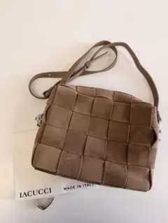 【新品未使用】IACUCCI イアクッチ ベルタ S SUEDE CERVO