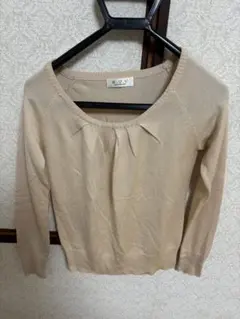 a.v.v ベージュ 長袖セーター