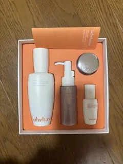 新品　Sulwhasoo Serum 90ml おまけ付き スキンケアセットのサムネイル