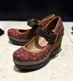 赤系ツイードウェッジソールパンプス