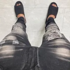 新品　即日発送　やりら　ブラック　ダメージスキニーデニム　黒　ブレイキングダウン