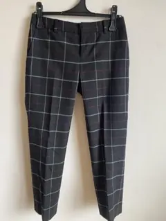 チェックパンツ