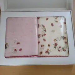 PINK HOUSE フェイスタオル 2枚セット いちご柄 新品未使用のサムネイル
