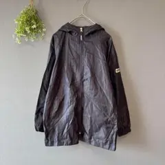 アウトドア［150］上品シンプル◎驚くほど軽い◎撥水加工◎ロゴプリントジャケット