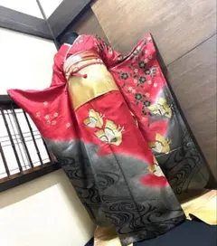 振袖 フルセット6点サイズM〜L赤黒蝶模様 金駒刺繍　正絹売り切り終了 振袖 フルセット6点サイズM〜L赤黒蝶模様 金駒刺繍 正絹売り切り終了