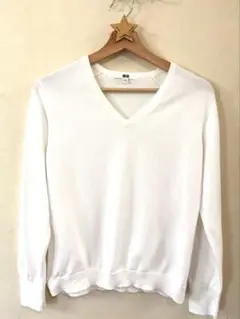 ⭐︎【美品 】ユニクロ UNIQLO Vネック 長袖セーター ホワイト M⭐︎