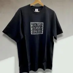 新品 チーム友達 BlackEyePatch 千葉雄喜 取扱注意 Tシャツ L 新品 チーム友達 千葉雄喜 BlackEyePatch 取扱注意 Tシャツ L - メルカリ