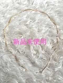ヘアアクセサリー　ゴールドウェーブデザインヘアバンド　カチューシャ　 38cm