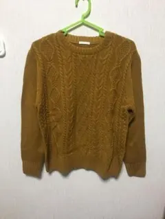 gu ケーブルニット　2色