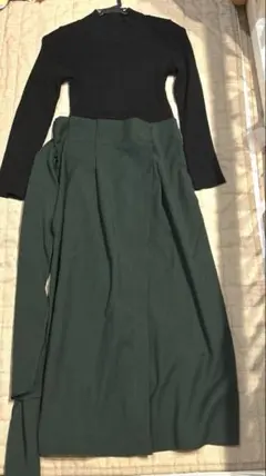 美品 LANVIN ニットドッキングワンピース ロング ブラック×グリーンのサムネイル