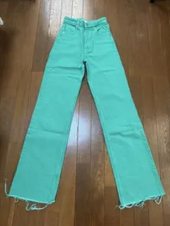 ZARA グリーン ハイウエストフレアデニム　EUR32