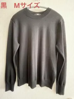 ユニクロ　エクストラファインメリノ　Mサイズ　黒