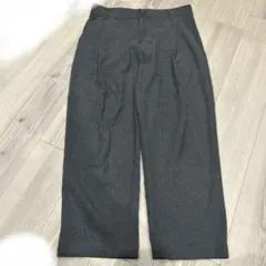 グレー ワイドパンツ ボタン付き　ザラ　M