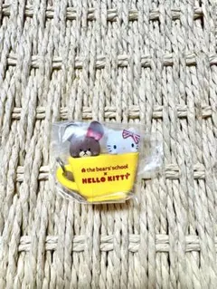 くまのがっこう ハローキティ めじるしアクセサリー