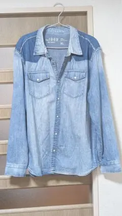 Item thumbnail for item 58ceeed7-3bc8-41fd-ae68-a86fdc877d0b