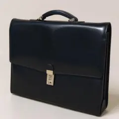 Pratesi プラテージ　メンズ　ダレスバッグ　ビジネスバッグ PRATESI（プラテージ）メンズバッグの特徴や魅力、世間の評判は