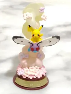 ポケモン　スウィングヴィネットコレクション　バタフリー　ピカチュウ