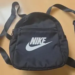 NIKE ミニリュック ブラックのサムネイル