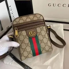 GUCCI GGモノグラム ショルダーバッグ
