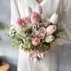 ピンクチューリップ×白チューリップクラッチブーケ☆ブートニア