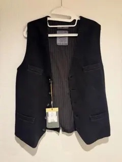 Item thumbnail for item 53dee64f-e4fc-4550-be3b-65620cc1f6dd