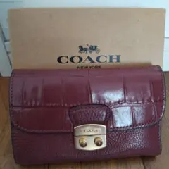 COACH 三つ折り財布