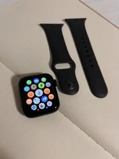 Apple Watch SE 第二世代40mm アルミニウム 本体 バンド付き