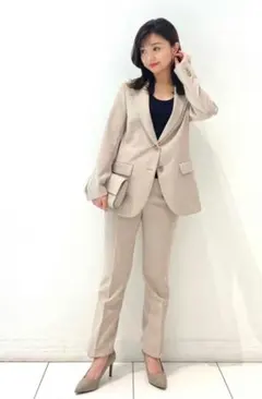 UNIQLO　感動ジャケット、パンツ　セットアップ