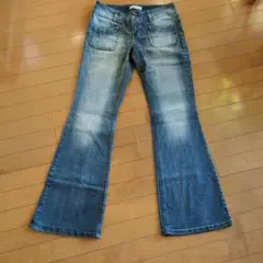 ブーツカットデニム