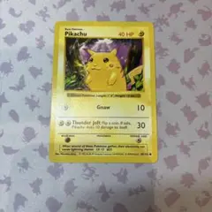 Pikachu 40 HP ポケモンカード　センタリング○