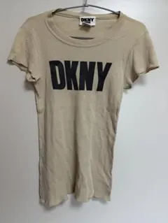 DKNY Tシャツ