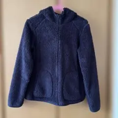 ユニクロ　リバーシブルボアフリースジャケット フード付き