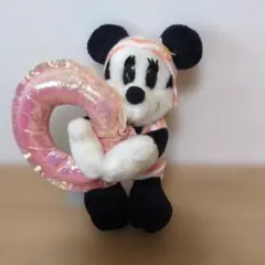 東京ディズニーランドの浮き輪をつけたミニーのぬいぐるみバッジ