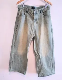 【新品・未使用・丈詰め済み】BEAMS：ワイドデニム：ビンテージオーバーダイのサムネイル