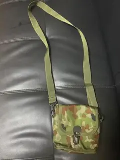 迷彩 ナイロン ショルダーバッグ